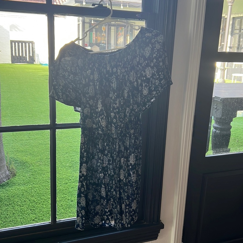 MUMU off the shoulder dress. Size medium